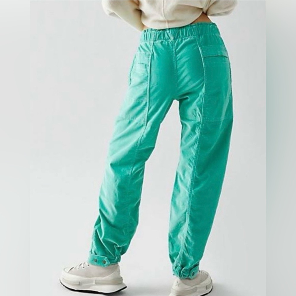 We the Free. Angelo Mid Rise Pull-On Corduroy Jogger. Green. Size Small. - Picture 2 of 11